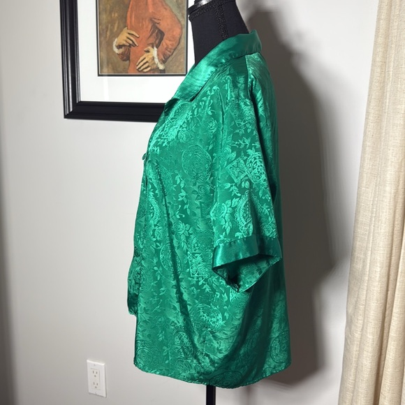 Vintage Victoria's Secret Satin Green Top - Picture 8 of 9